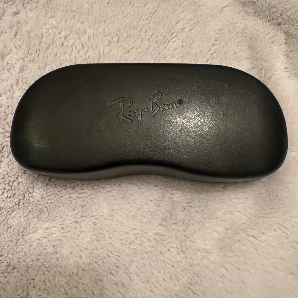 Ray-Ban Black Hard Shell Sunglasses‎ Case Replacement Clamshell Eyeglass Holder